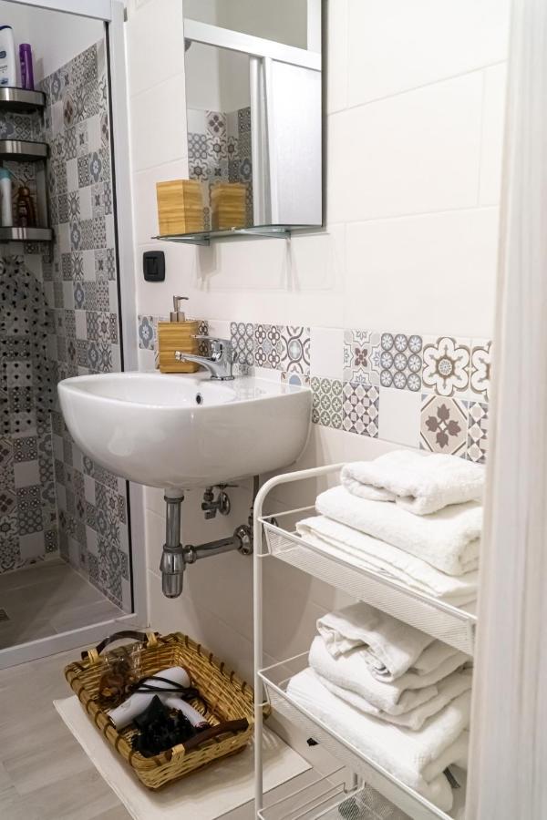 A Casa Di Nonna Ada Apartment Manduria Ngoại thất bức ảnh